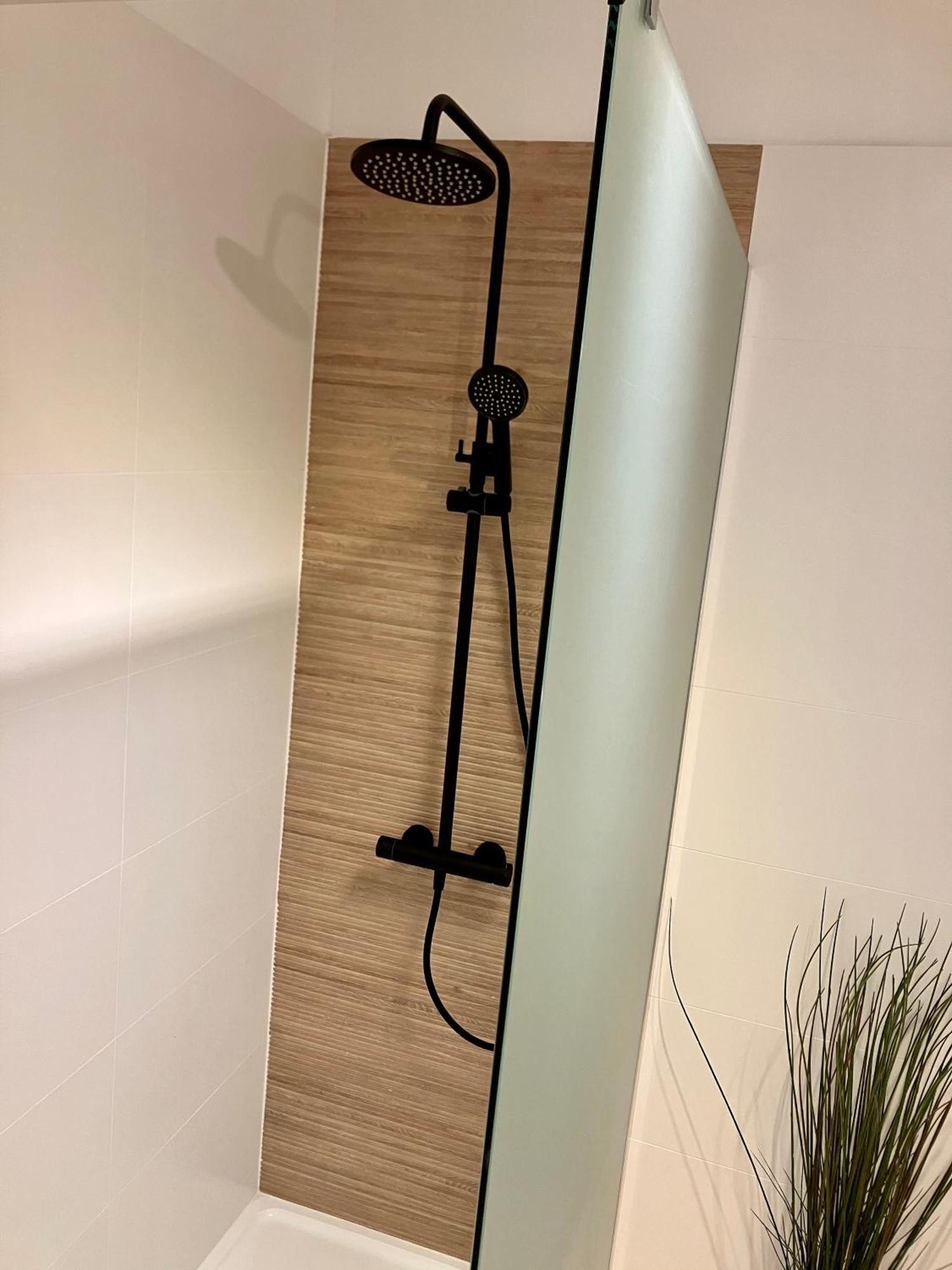 Delux Apartment La Arena With Private Garage Zagreb Dış mekan fotoğraf