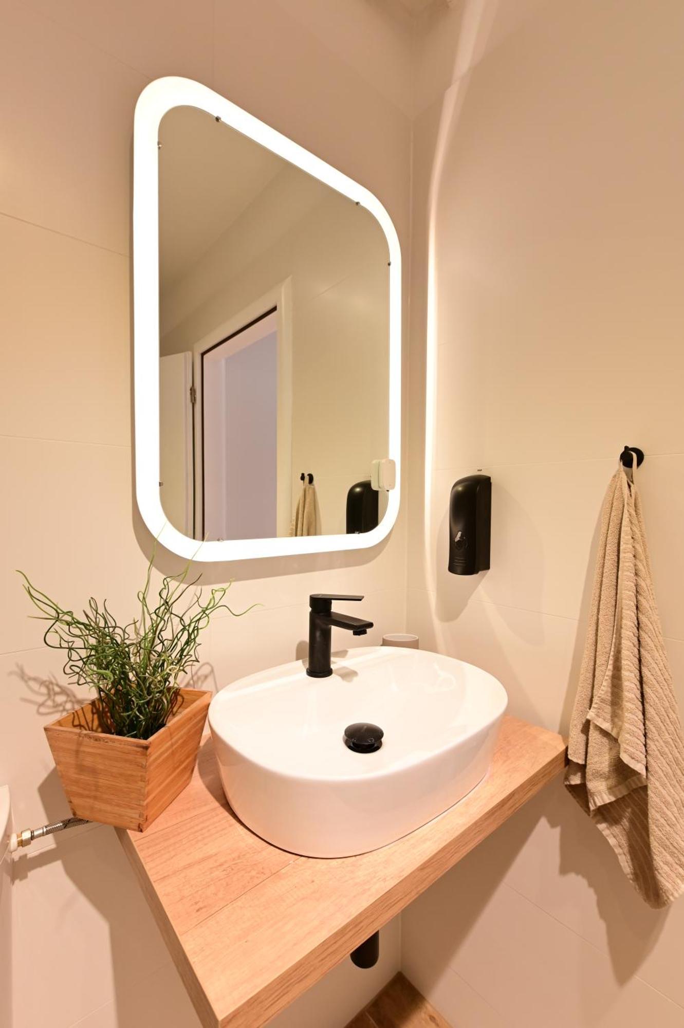 Delux Apartment La Arena With Private Garage Zagreb Dış mekan fotoğraf